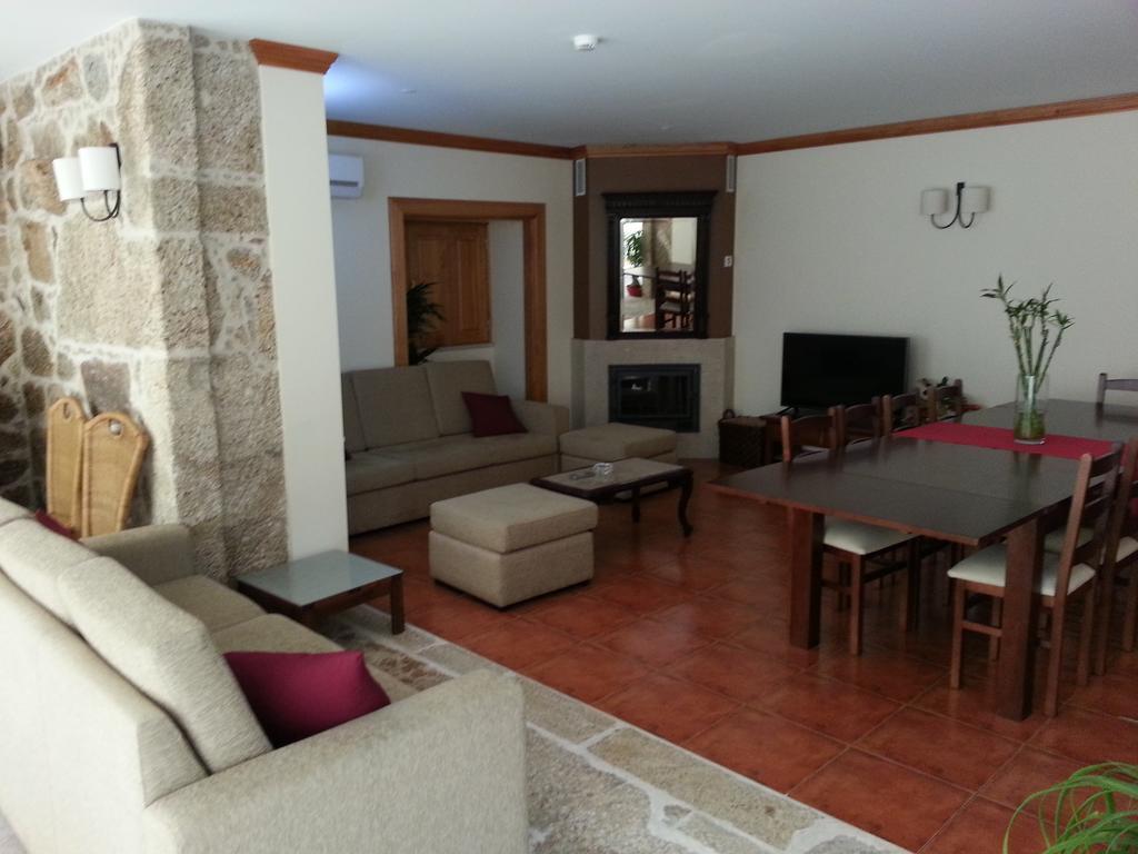 Quinta da Cardal Guest House Vila Verde  Eksteriør bilde