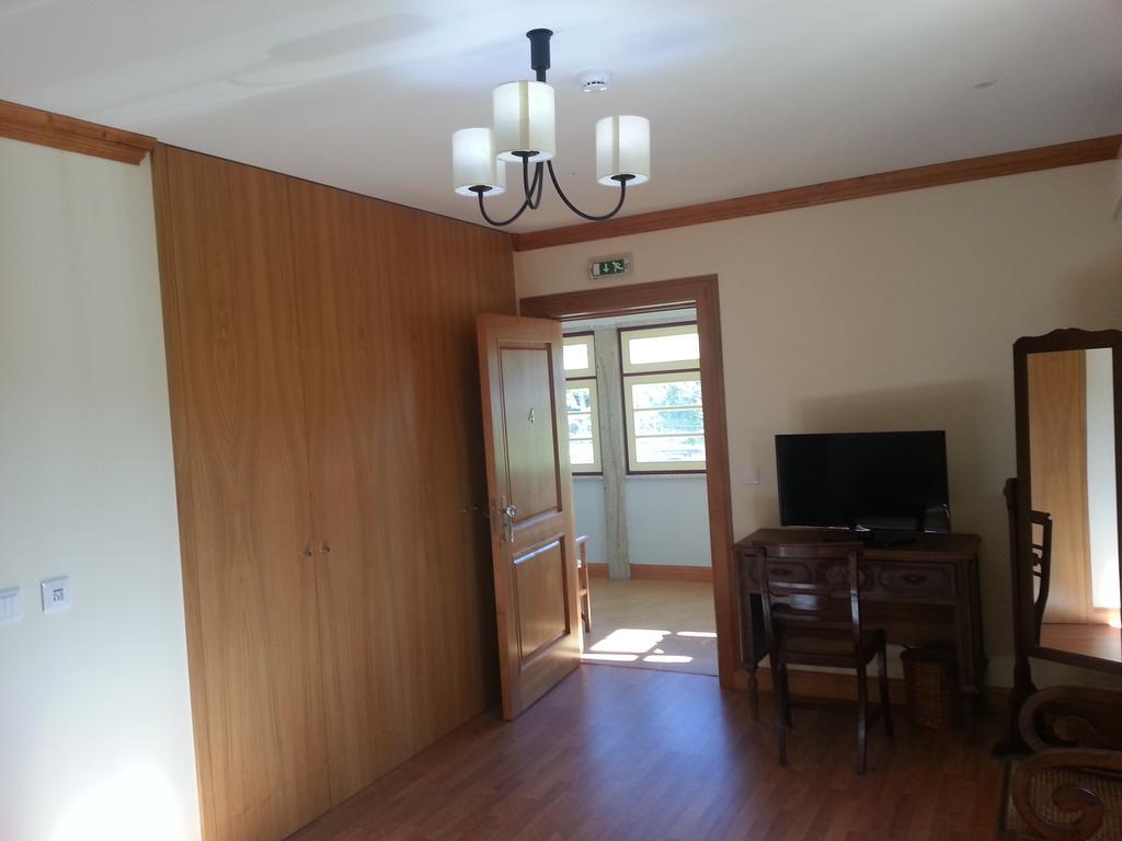 Quinta da Cardal Guest House Vila Verde  Rom bilde